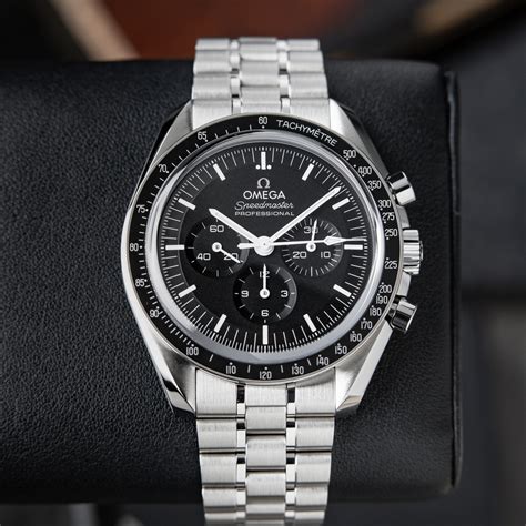 how to wind omega speedmaster 3861|omega speedmaster moonwatch professional 2021.